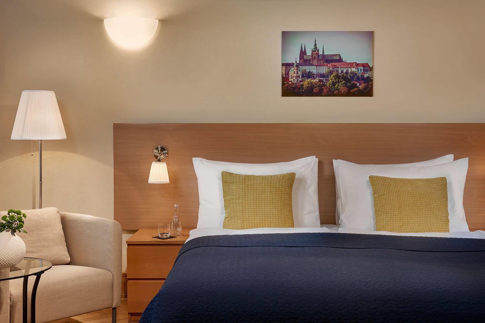 Mostecká 12 Residence Praha Exteriér fotografie